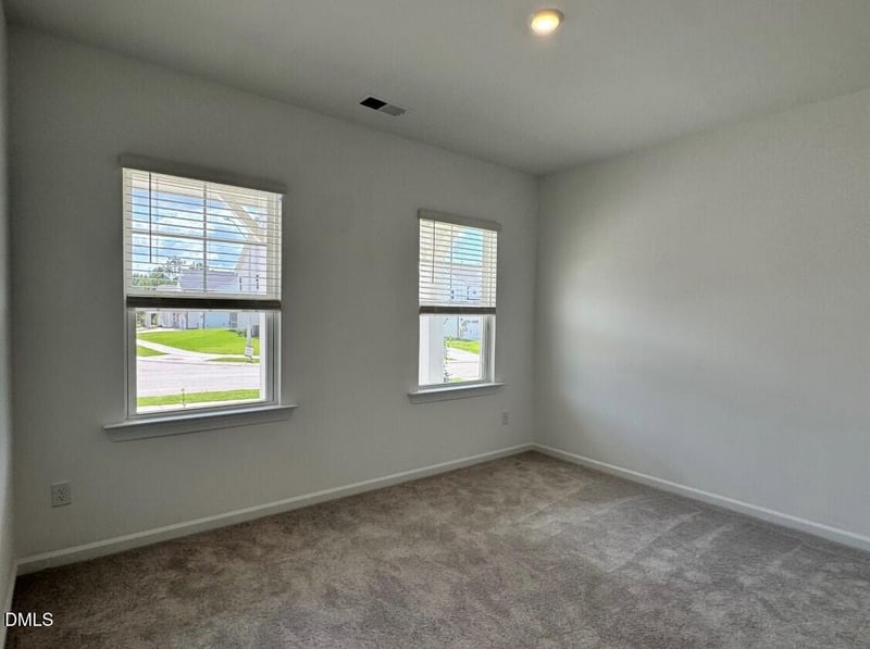 132 Seagraves Creek Ln, Holly Springs, NC 27540