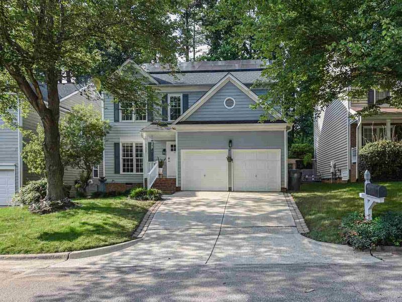 132 Solstice Cir, Cary, NC 27513