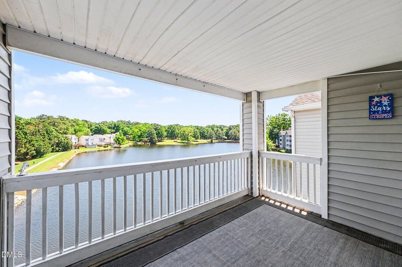 132 Springfork Dr, Cary, NC 27513
