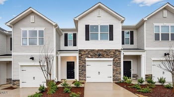 132 Starlight St, Sanford, NC 27330