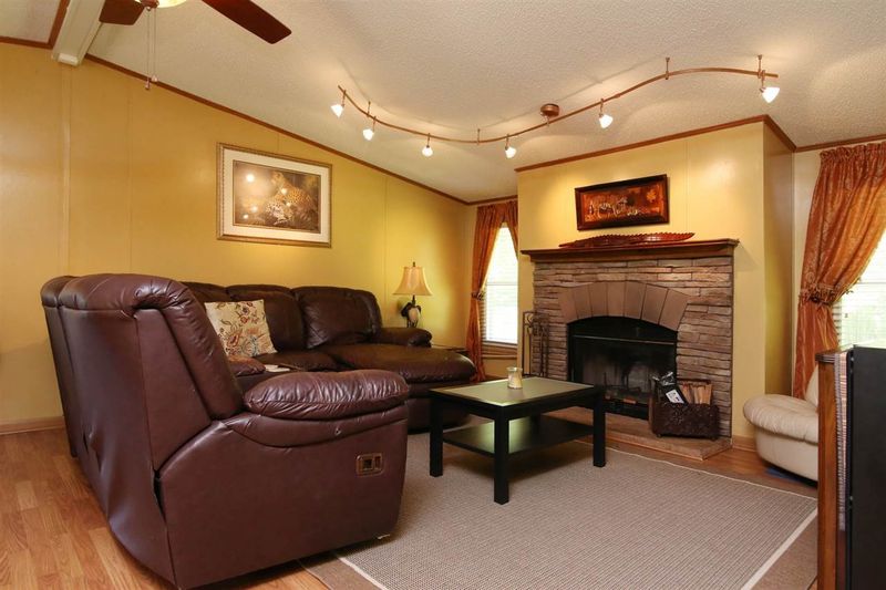 132 Sunray Dr, Clayton, NC 27520