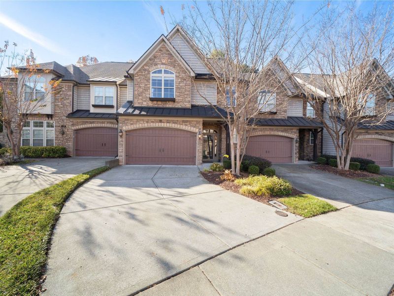 132 Sunstone Dr, Cary, NC 27519
