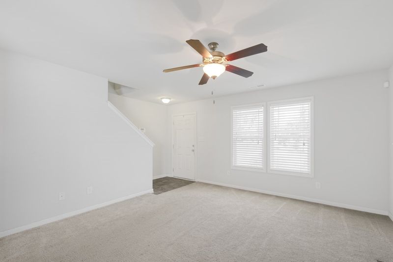132 Sycamore Ct, Benson, NC 27504