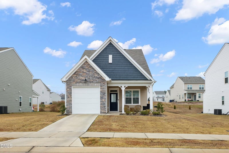 132 Tormore Dr, Sanford, NC 27330