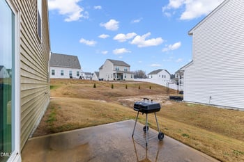 132 Tormore Dr, Sanford, NC 27330