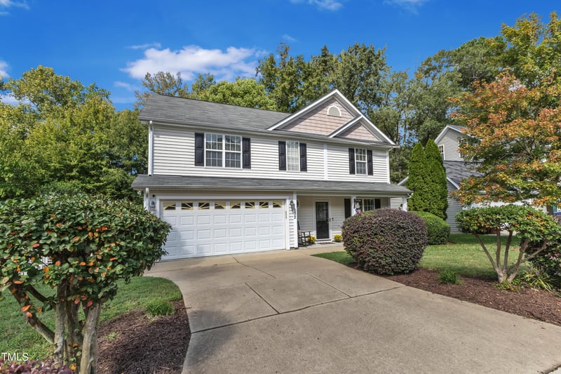 132 Trevor Ridge Dr, Holly Springs, NC 27540