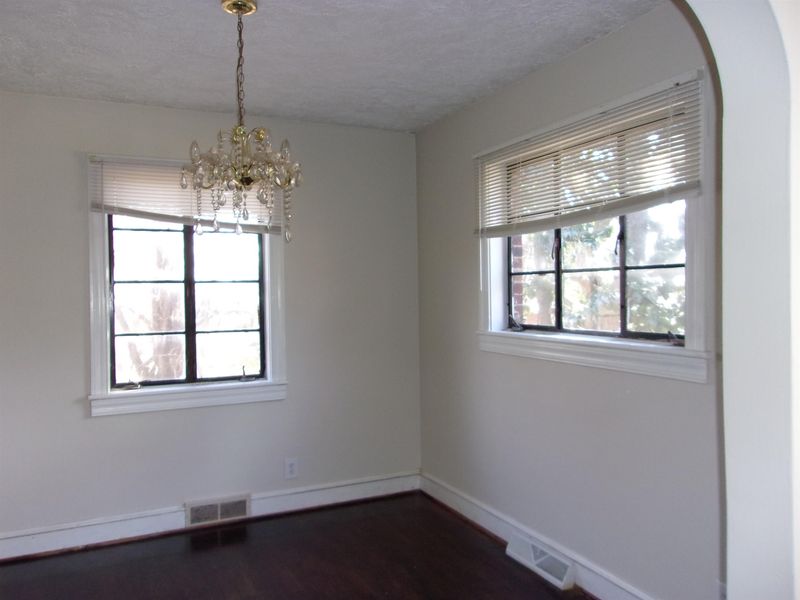 132 Trotter St, Roxboro, NC 27573