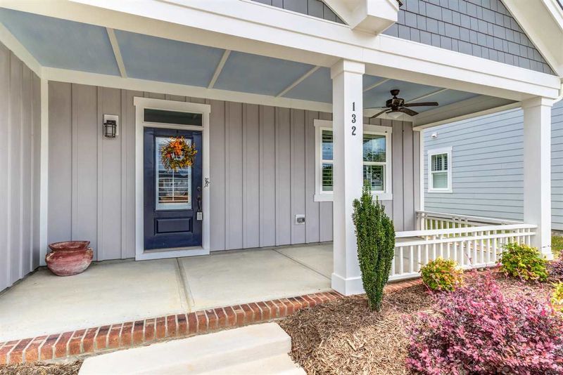 132 Village Walk Dr, Clayton, NC 27527