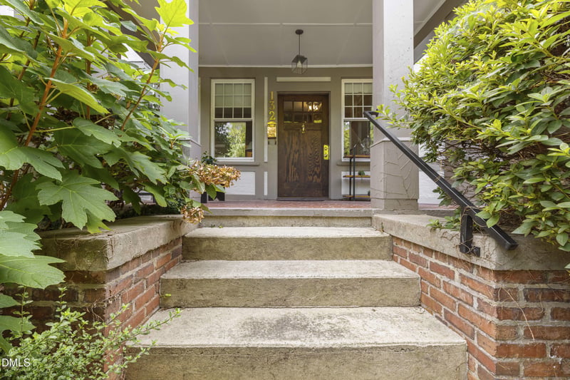 132 Woodburn Rd, Raleigh, NC 27605