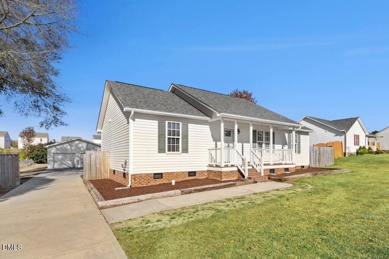 132 Yellow Stone Ln, Smithfield, NC 27577