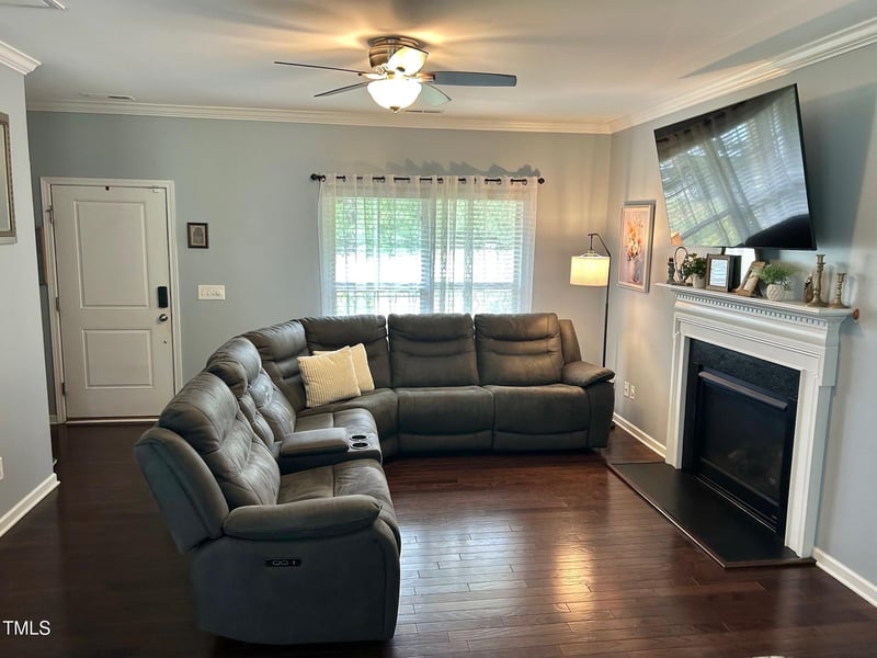 1320 Double Oak Ln, Willow Springs, NC 27592