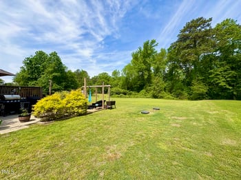 1320 Double Oak Ln, Willow Springs, NC 27592
