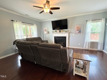 1320 Double Oak Ln, Willow Springs, NC 27592