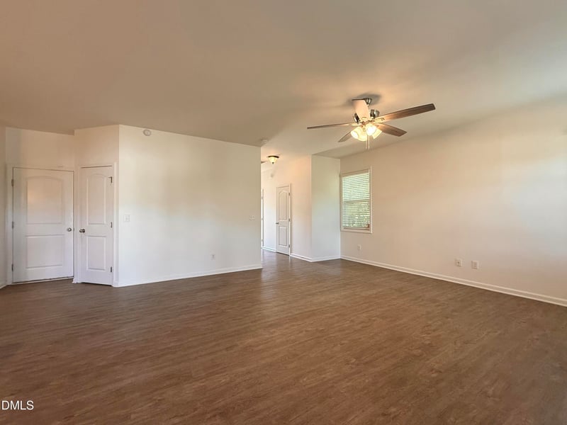 1320 Hosmer Ct, Wake Forest, NC 27587