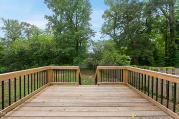 1320 Londonderry Cir, Raleigh, NC 27610