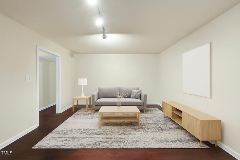 1320 Londonderry Cir, Raleigh, NC 27610