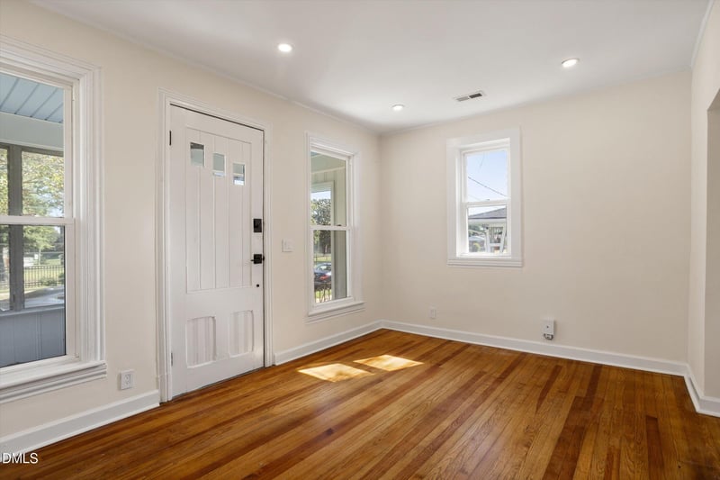 1320 Oakwood Ave, Raleigh, NC 27610