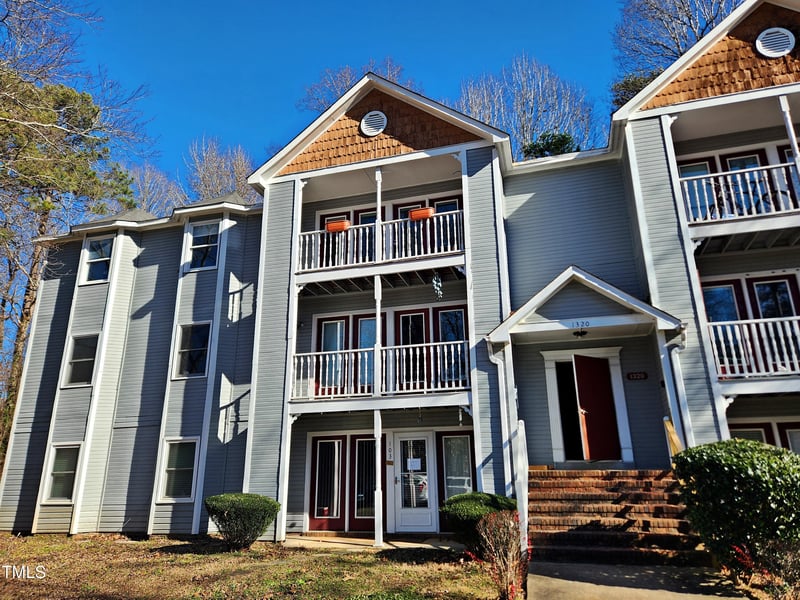 1320 Park Glen Dr #103, Raleigh, NC 27610