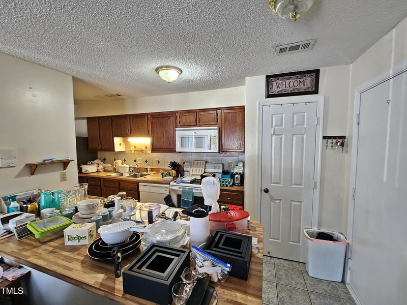 1320 Park Glen Dr #103, Raleigh, NC 27610