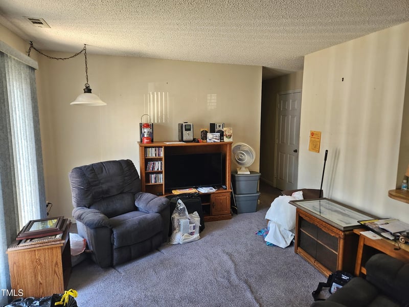 1320 Park Glen Dr #103, Raleigh, NC 27610