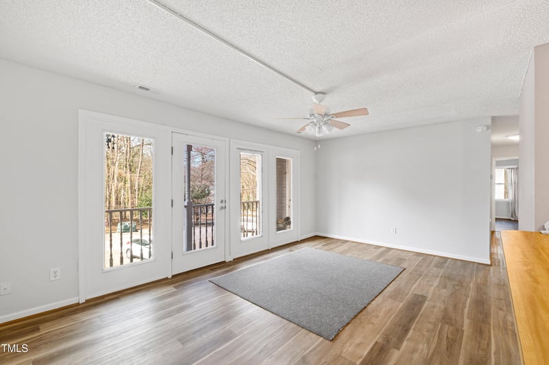 1320 Park Glen Dr #203, Raleigh, NC 27610