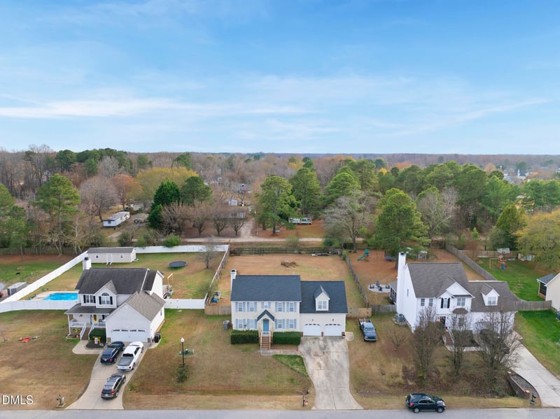 1320 Sunswept Cir, Raleigh, NC 27603