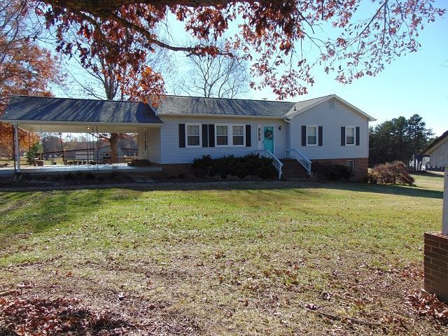 1320 Todd Rd, Roxboro, NC 27574