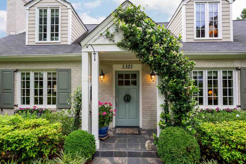 1321 Brooks Ave, Raleigh, NC 27607