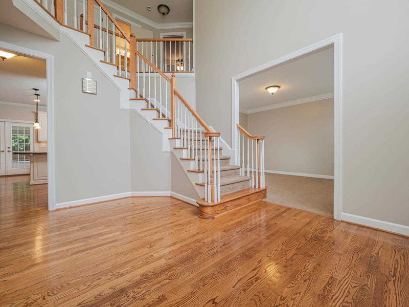 1321 Loghouse St, Wake Forest, NC 27587