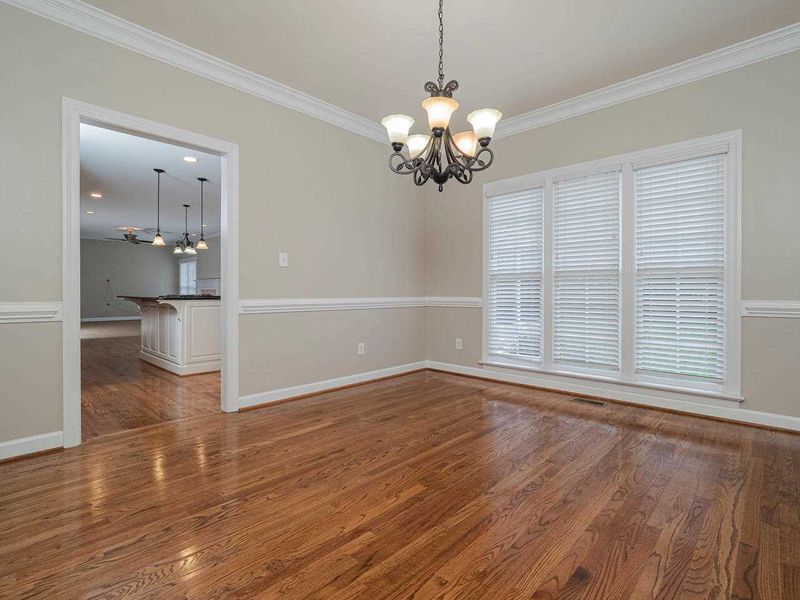 1321 Loghouse St, Wake Forest, NC 27587
