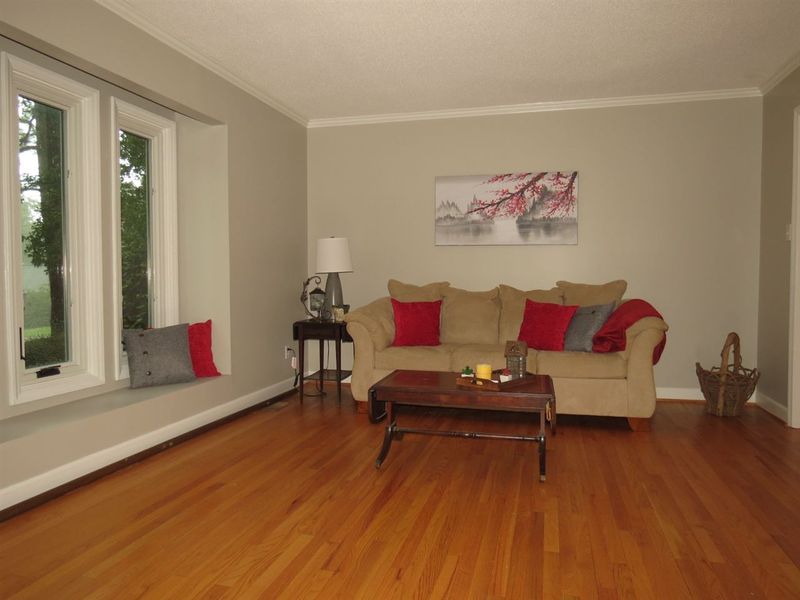 1321 Medfield Rd, Raleigh, NC 27607