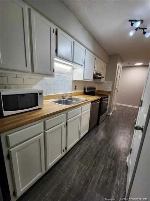 1321 Park Glen Dr #202, Raleigh, NC 27610