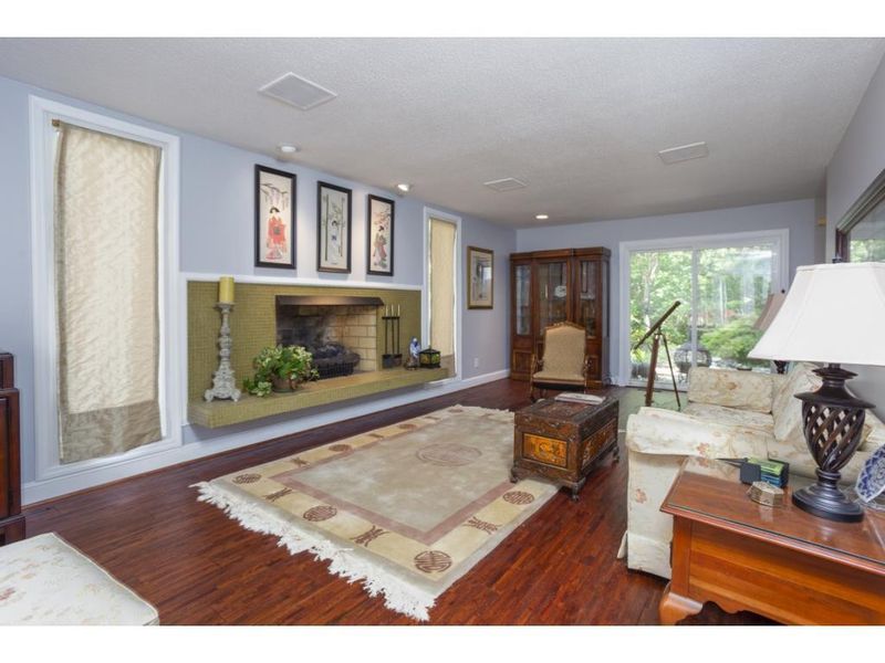1321 N Sellars Mill Rd, Burlington, NC 27217