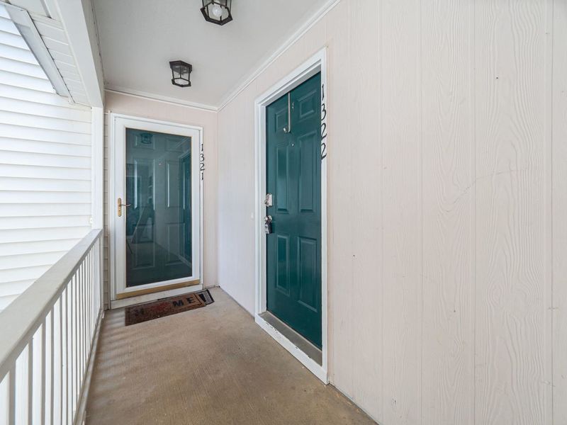 1322 Renshaw Ct #1300, Cary, NC 27518