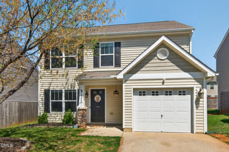 1322 Silver Dr, Mebane, NC 27302