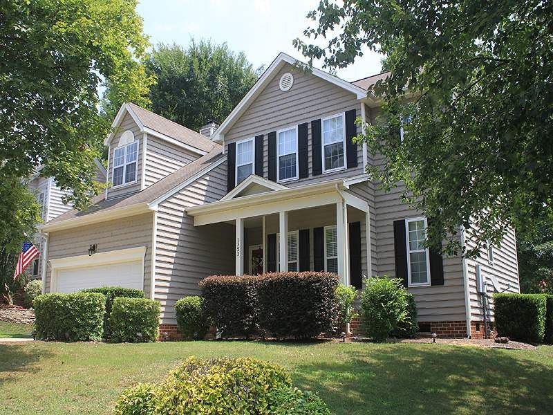 1323 Red Twig Rd, Apex, NC 27502