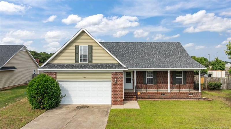 1323 Shoshone Pl, Fayetteville, NC 28314
