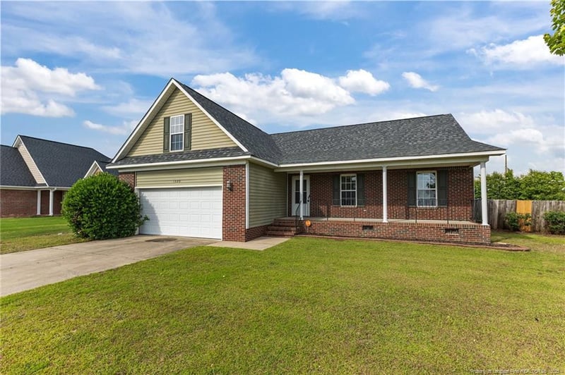 1323 Shoshone Pl, Fayetteville, NC 28314