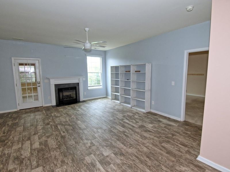 1324 Chimney Ridge Dr, Fuquay Varina, NC 27526