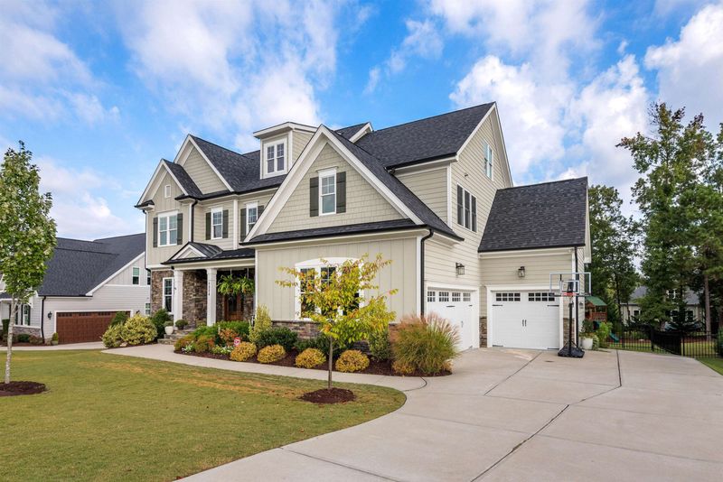 1324 Mackinaw Dr, Wake Forest, NC 27587