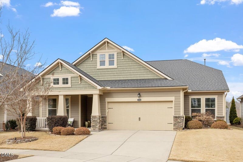 1324 Pulitzer Ln, Durham, NC 27703