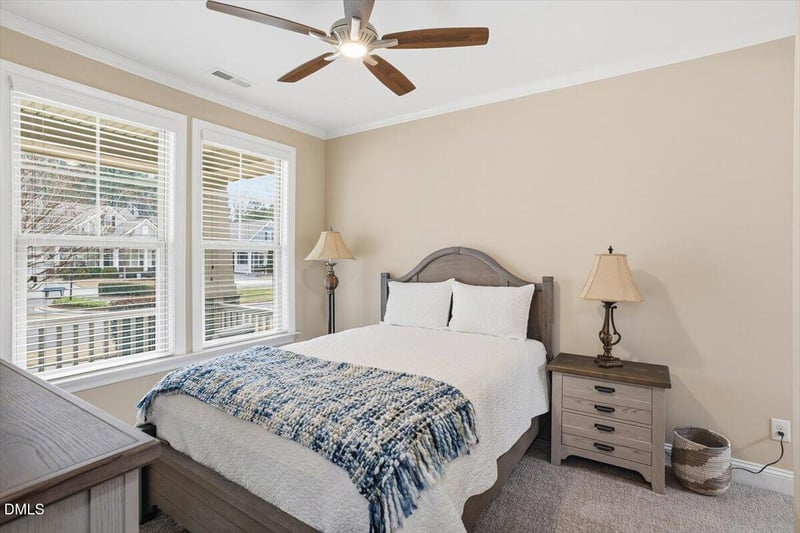 1324 Pulitzer Ln, Durham, NC 27703