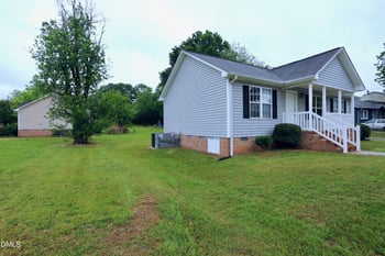 1324 Whitsett St, Burlington, NC 27215