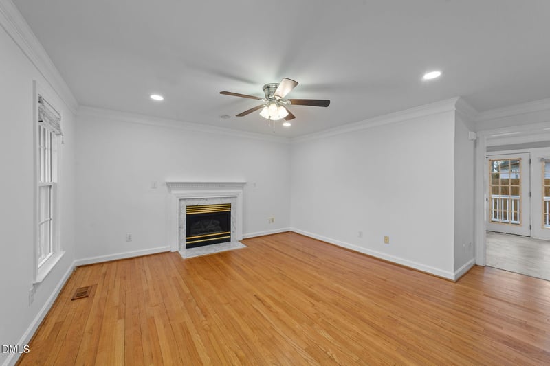 1325 Eagle Eye Ct, Fuquay Varina, NC 27526