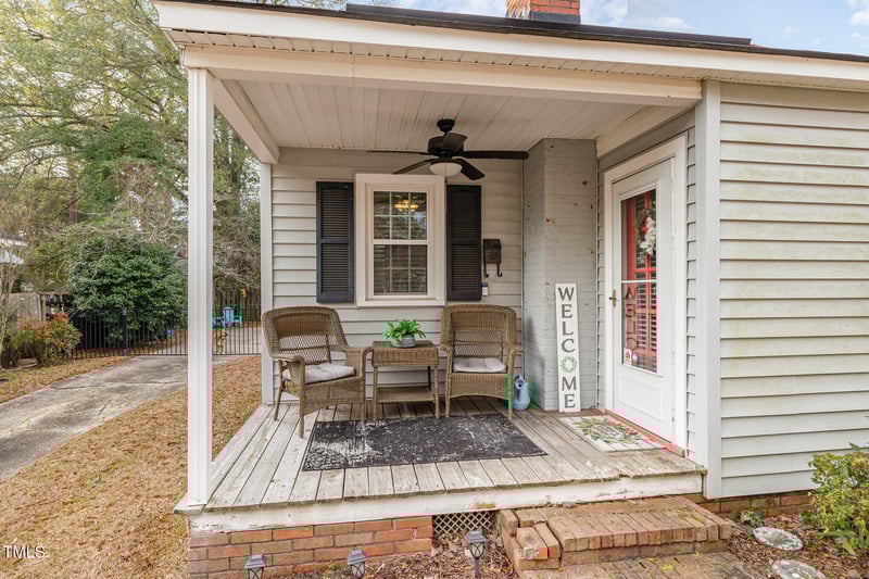 1325 Hilltop Ave, Fayetteville, NC 28305