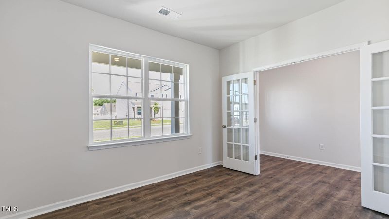 1325 Lansdowne Dr #429, Mebane, NC 27302