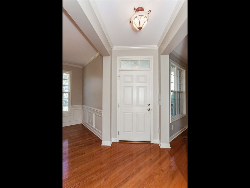 1325 Lindenberg Sq, Wake Forest, NC 27587