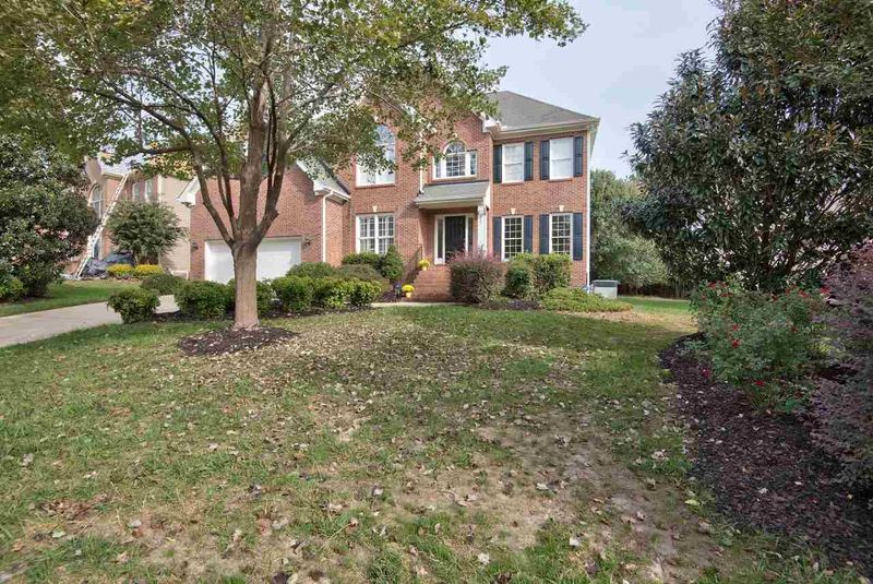 1325 Loghouse St, Wake Forest, NC 27587