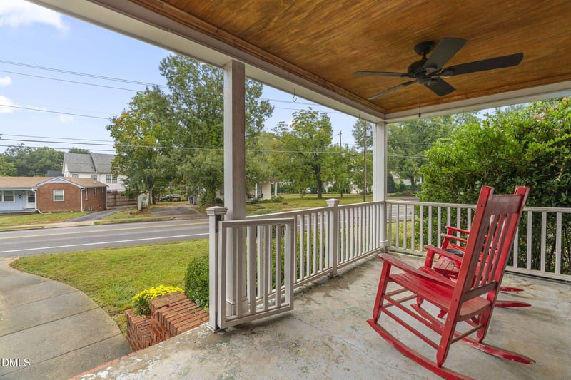 1325 Oberlin Rd, Raleigh, NC 27608