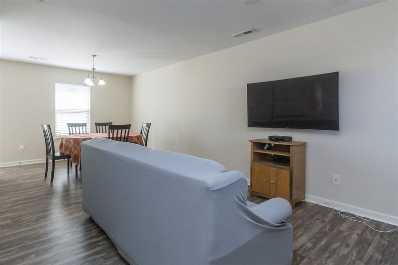1325 Rutledge Landing Dr, Knightdale, NC 27545